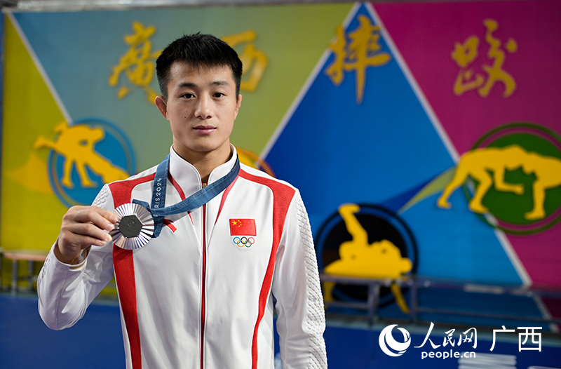 廣西摔跤運(yùn)動(dòng)員曹利國(guó)。人民網(wǎng) 雷琦竣攝