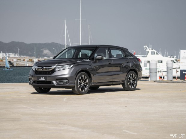 廣汽本田 冠道 2017款 240TURBO 兩驅(qū)豪華版