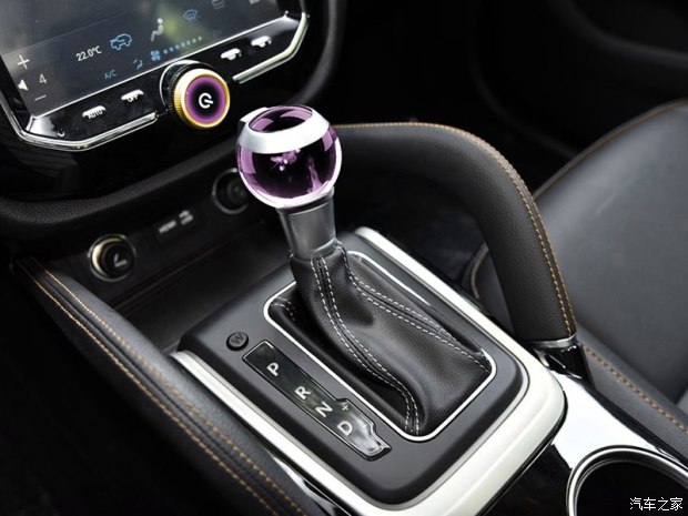 眾泰汽車 眾泰SR7 2016款 1.5T GAL限量版